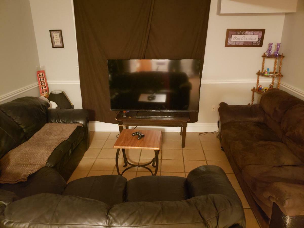 Private Room In Downtown Галифакс Экстерьер фото