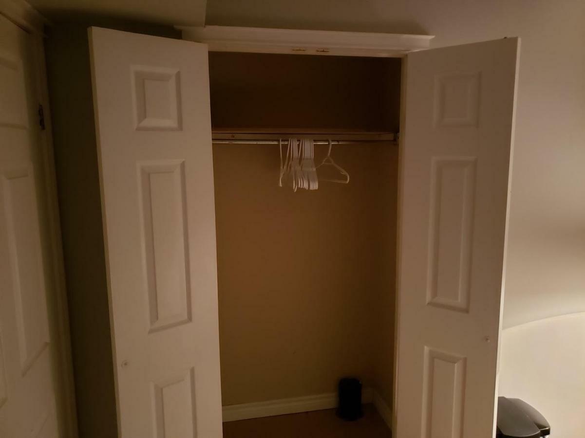 Private Room In Downtown Галифакс Экстерьер фото